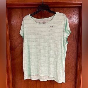 Nike Dri-Fit Women’s XL